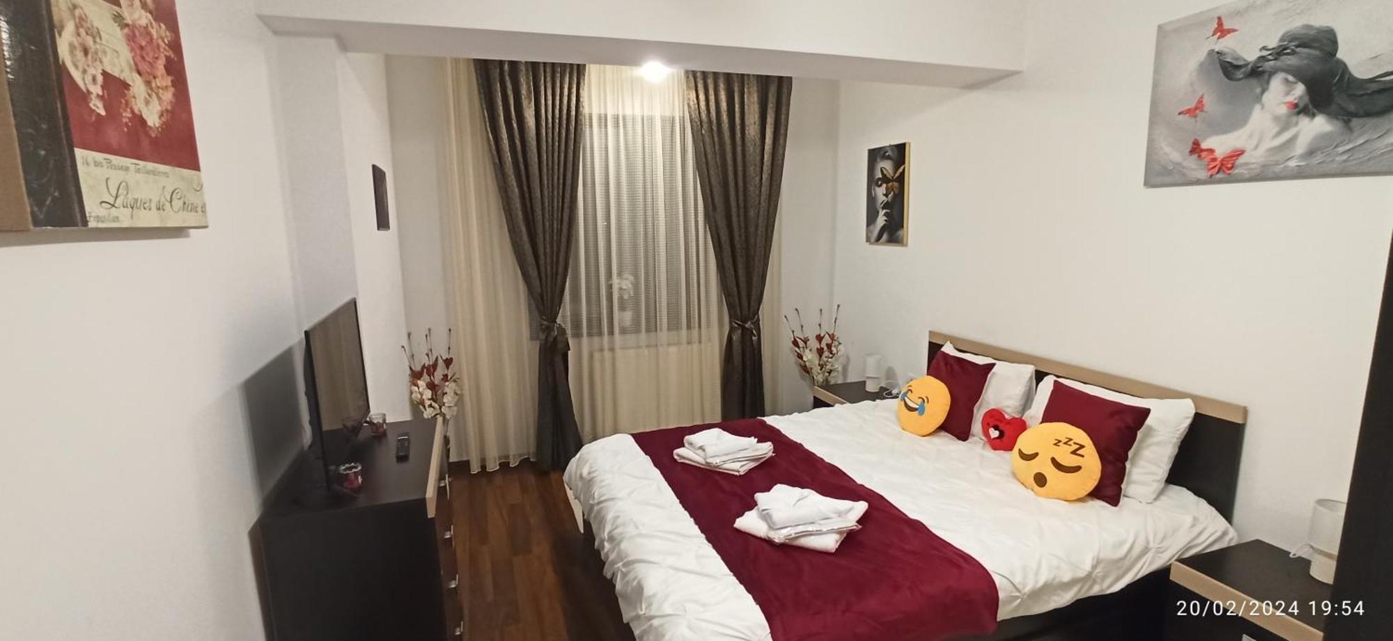 Cozy Magic House - Unirii Square Apartment บูคาเรสต์ ภายนอก รูปภาพ
