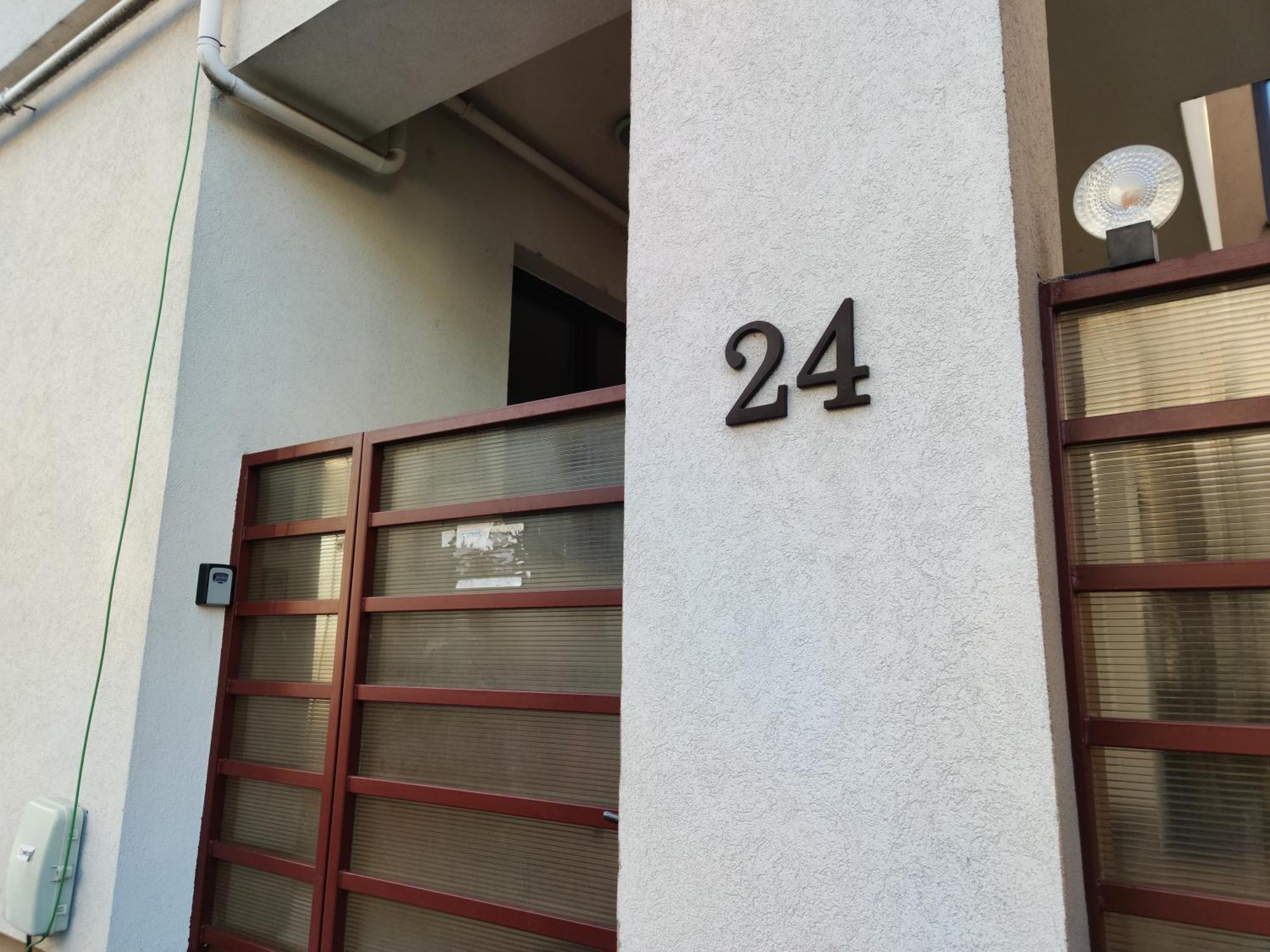 Cozy Magic House - Unirii Square Apartment บูคาเรสต์ ภายนอก รูปภาพ