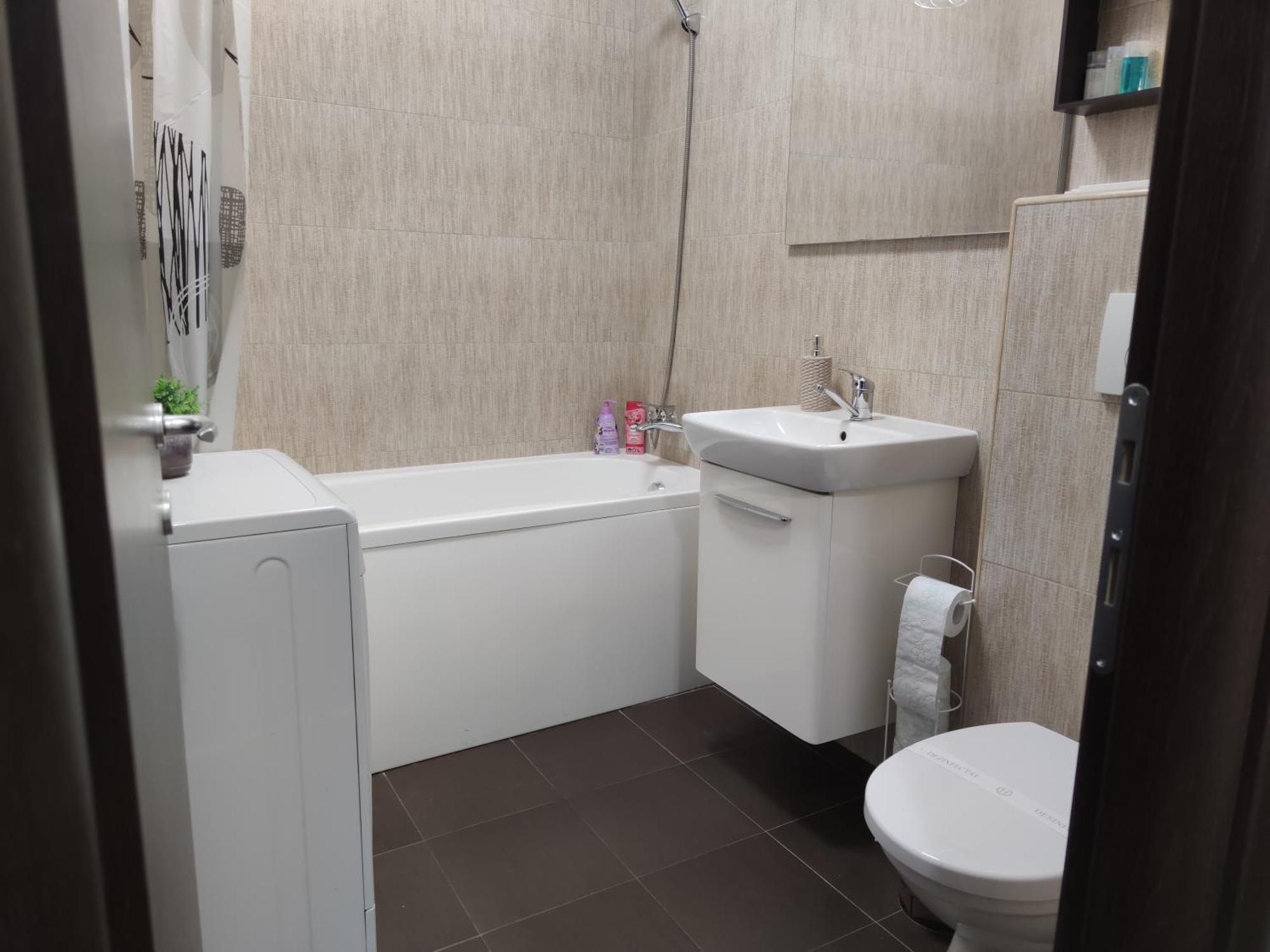 Cozy Magic House - Unirii Square Apartment บูคาเรสต์ ภายนอก รูปภาพ