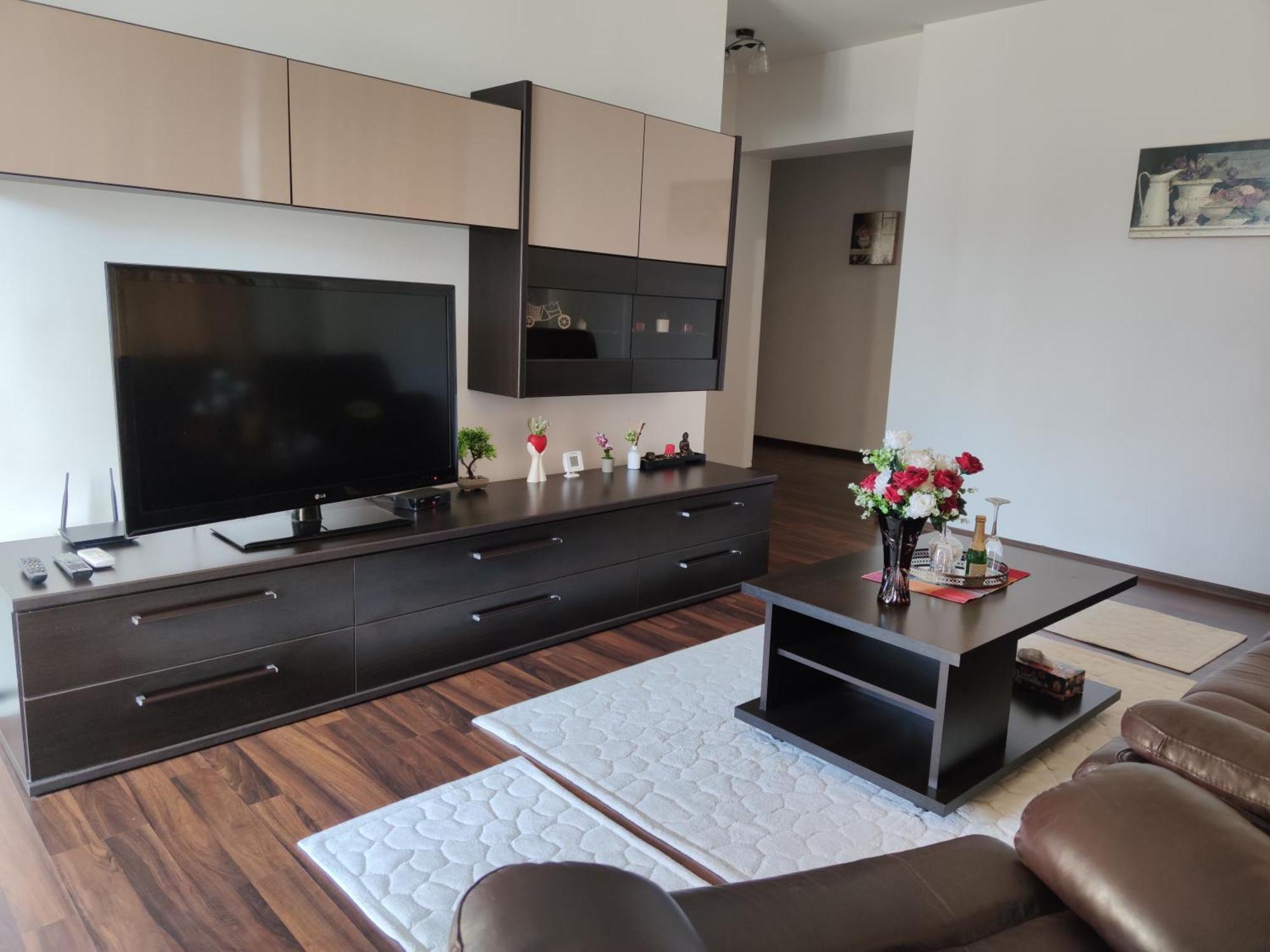 Cozy Magic House - Unirii Square Apartment บูคาเรสต์ ภายนอก รูปภาพ
